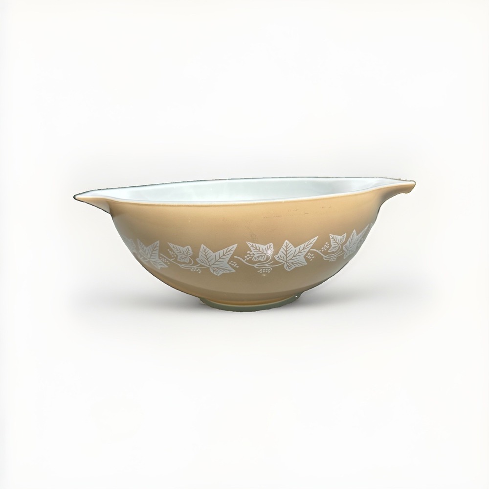 Vtg Pyrex Sandalwood Tan Ivy Leaf Pattern Cinderella Mixing Bowl 4 Quart #444